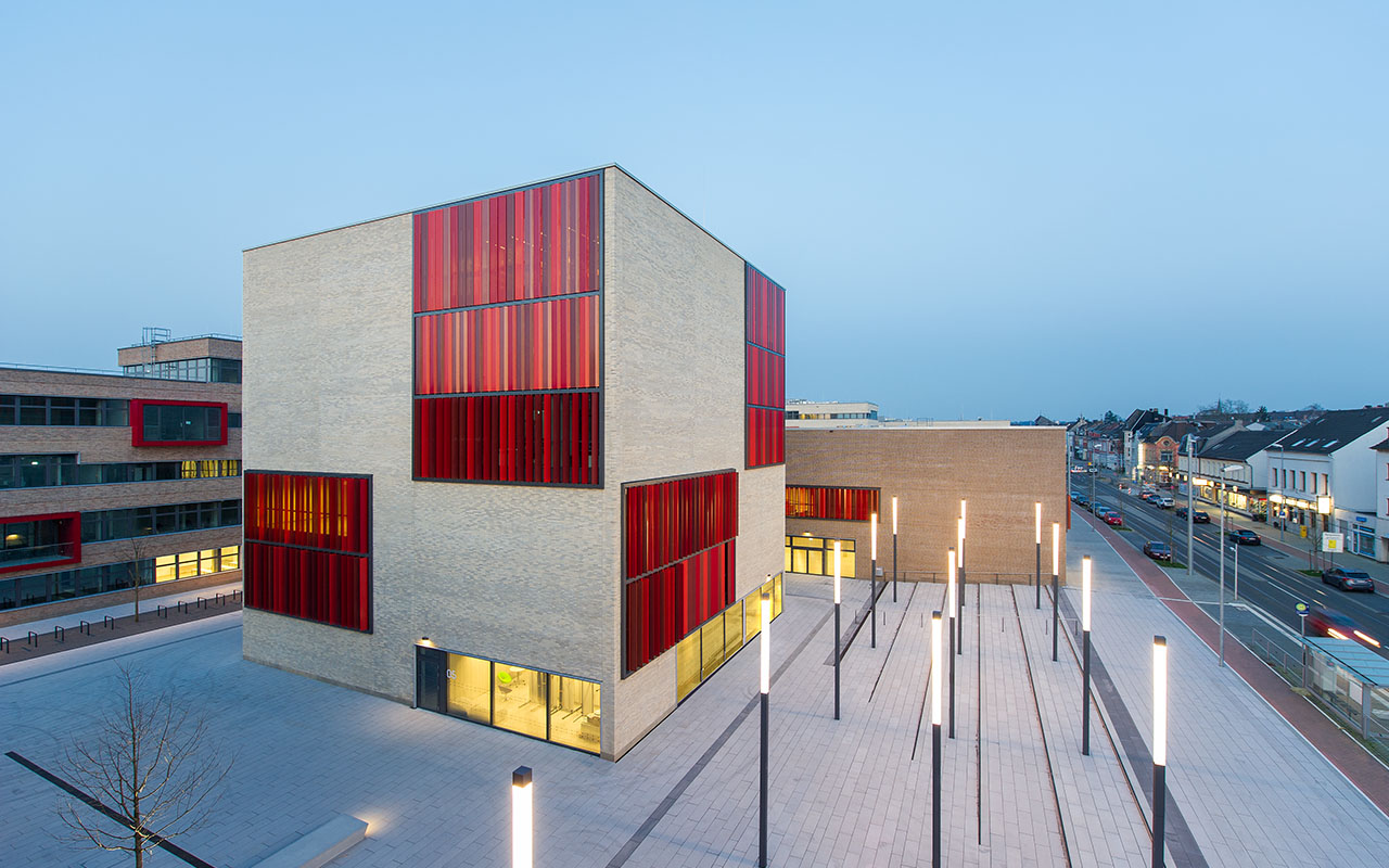 Zielkonflikte im Hochschulbau: Ein Beispiel aus Melike Gencs Masterarbeit ist die Hochschule Ruhr-West.